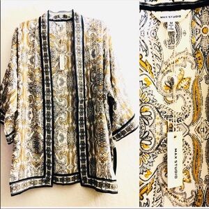 Max Studio yellow kimono robe top Medium
Paisley-print inspired
